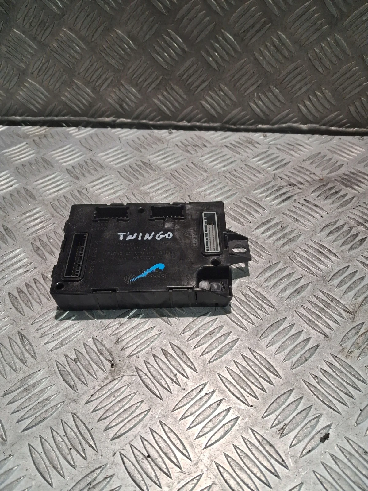 Control Unit 284B15166R Renault Twingo Z.E. image 7