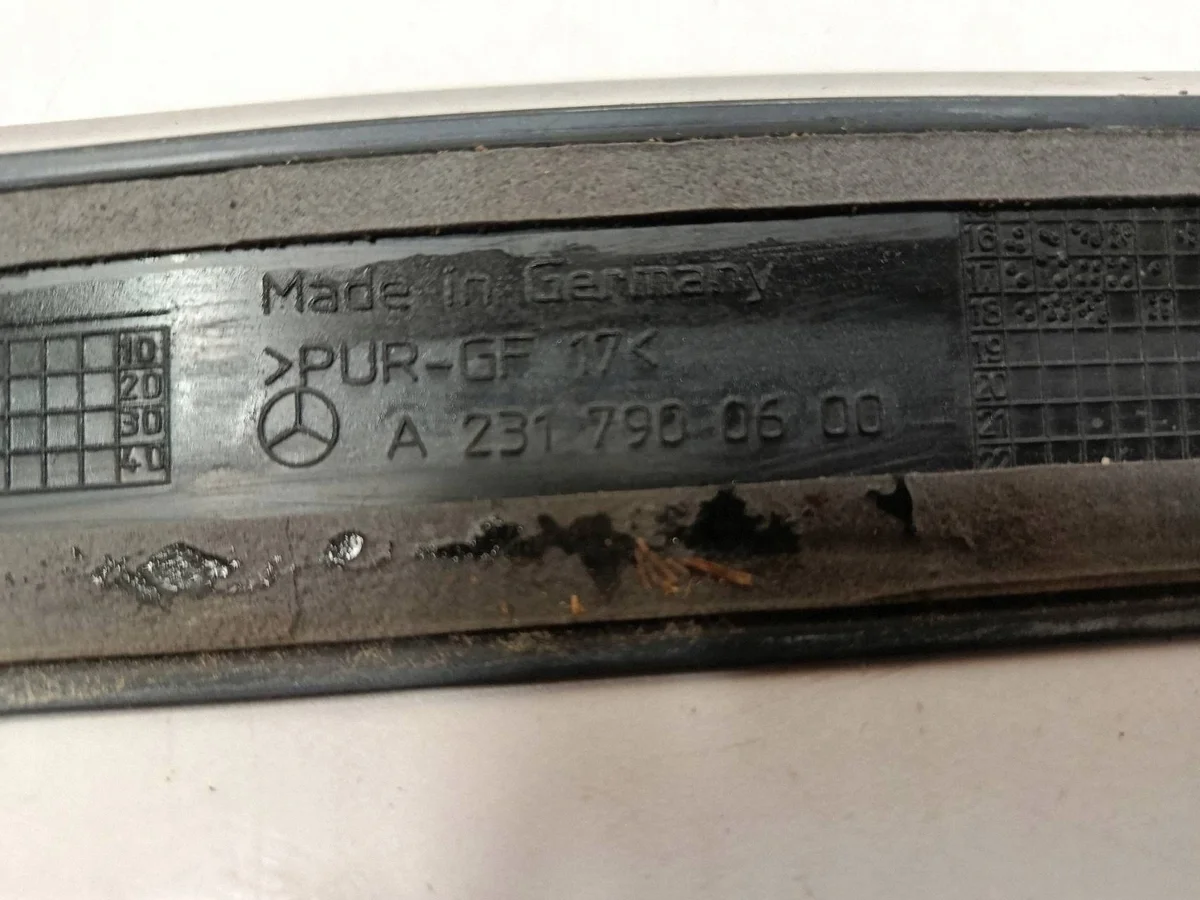Spoileri Mercedes-Benz SL R231 A2317900600 image 10