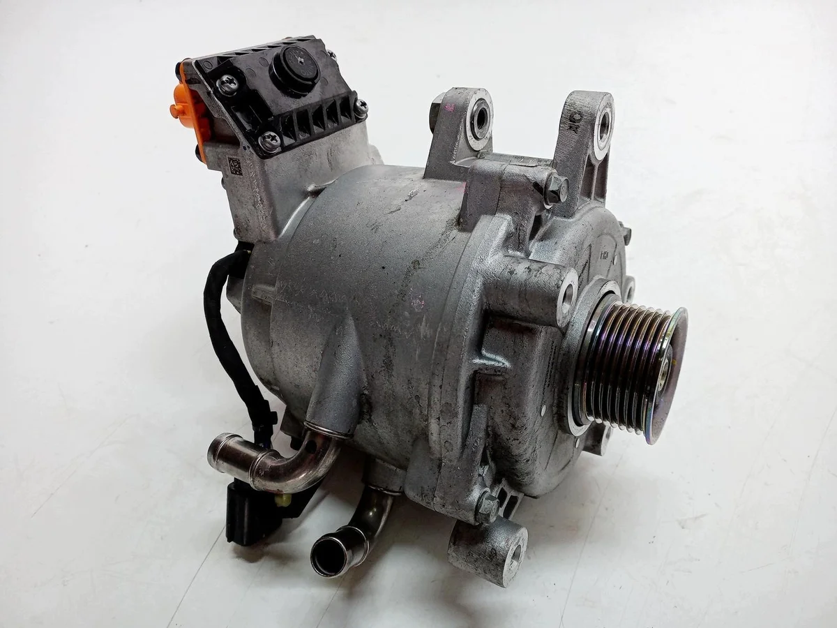 Compressore Climatizzatore Kia Sportage 1.6 T-GDI 37390-2M900