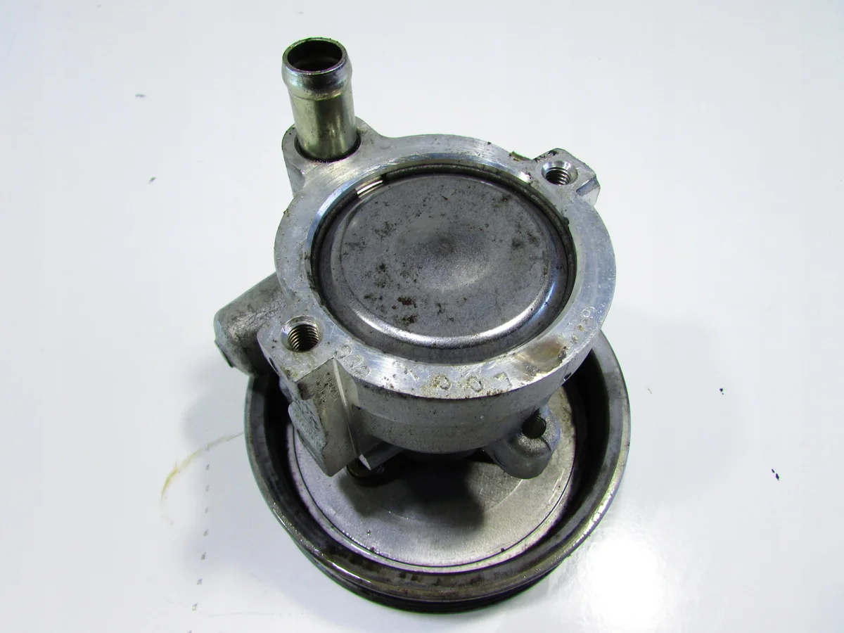 Renault Espace IV Power Steering Pump 8200319066 image 4