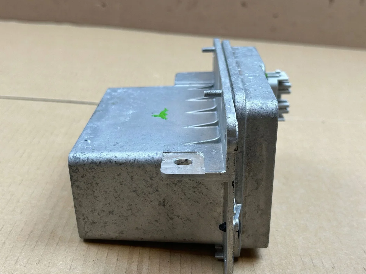 Akku Tesla 7 Ah 1598486-00-F für Model 3/Y image 4