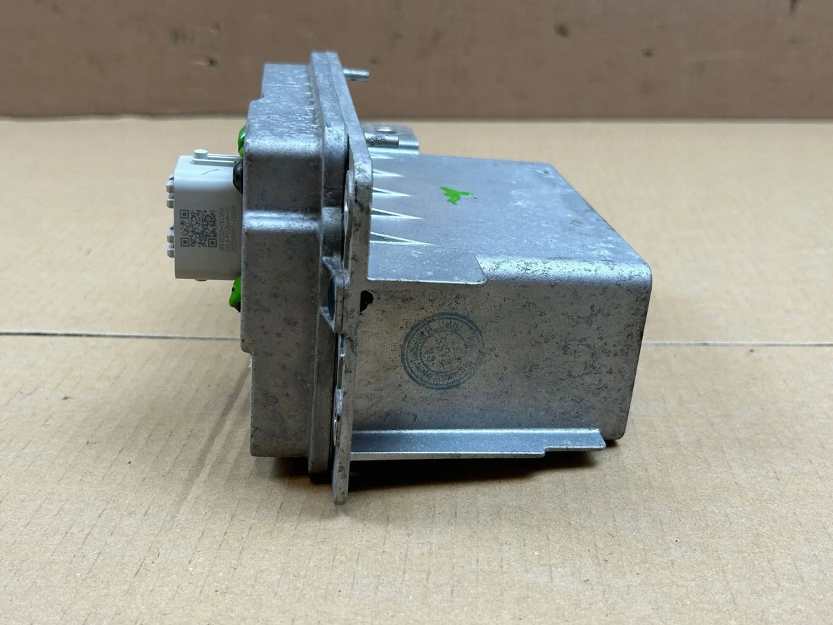 Akku Tesla 7 Ah 1598486-00-F für Model 3/Y image 7