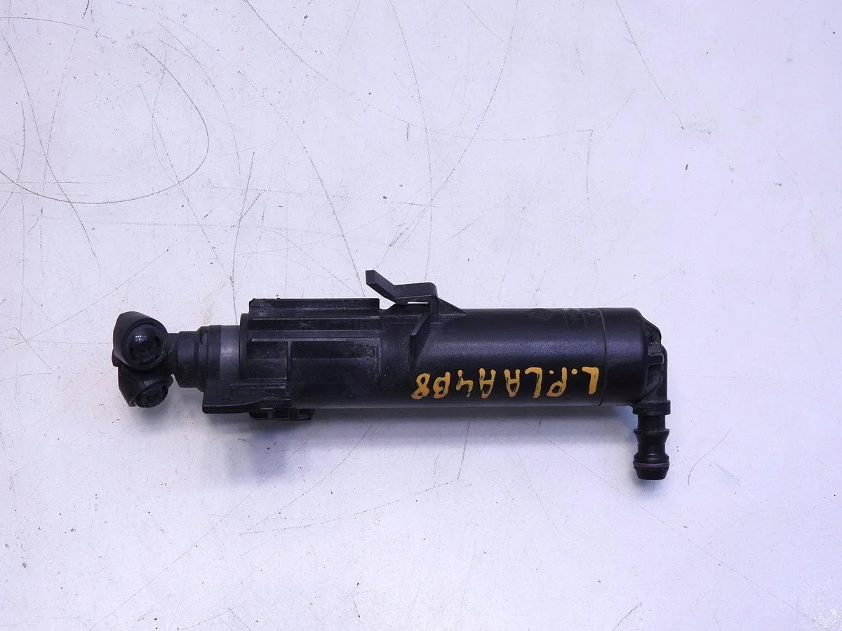 Audi 8K0955101B Headlight Washer Nozzle image 4