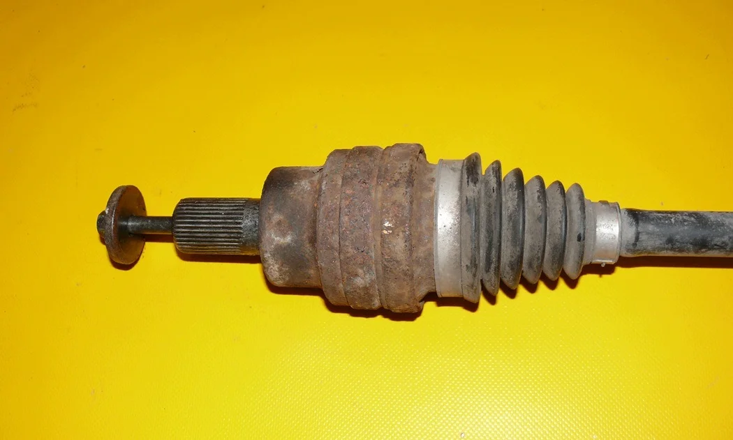 Demi-arbre de transmission droit Volvo XC90 P30651528