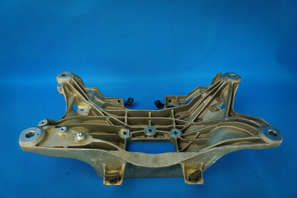 Motorsteun Audi Q7 4M 4M0399262B image 3