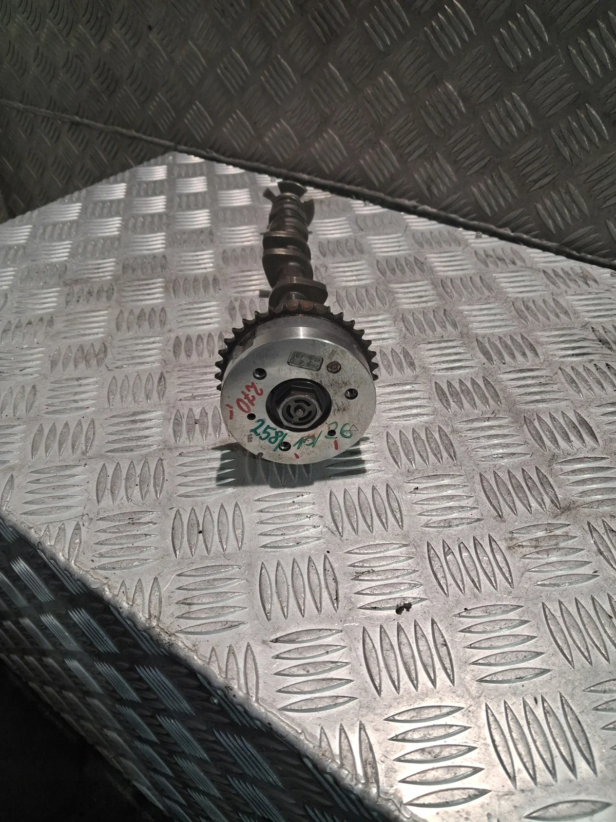 Jakopään säätöpyörä 24350-04090 Kia Hyundai 1.0