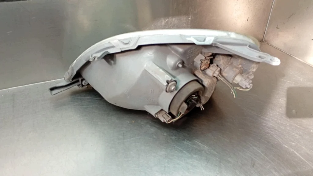 Scheinwerfer rechts Toyota Yaris I image 3