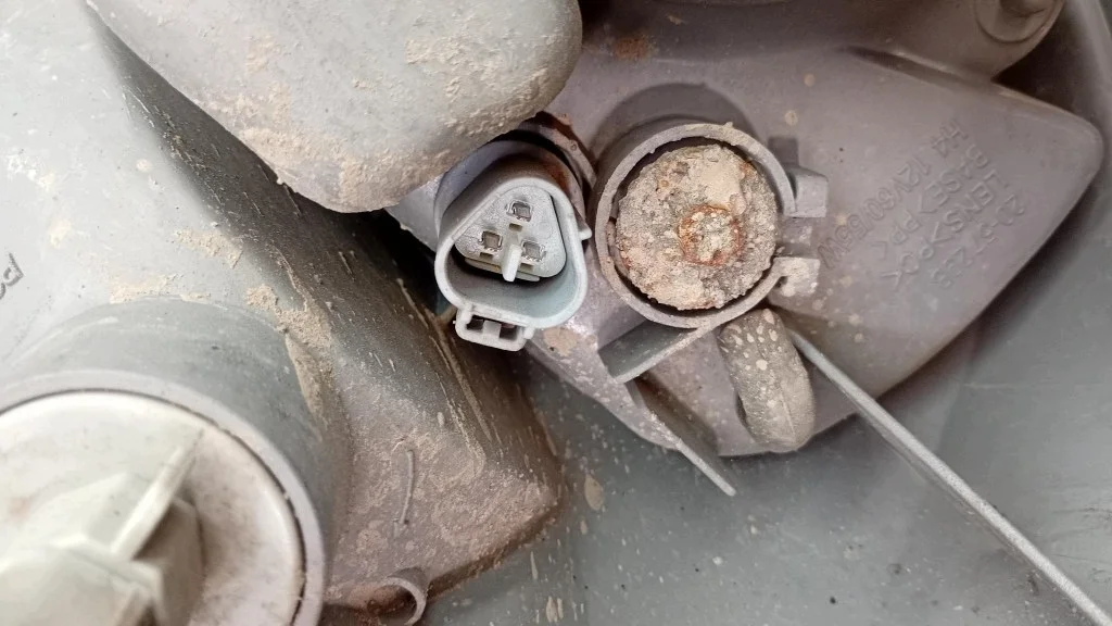 Scheinwerfer rechts Toyota Yaris I image 7