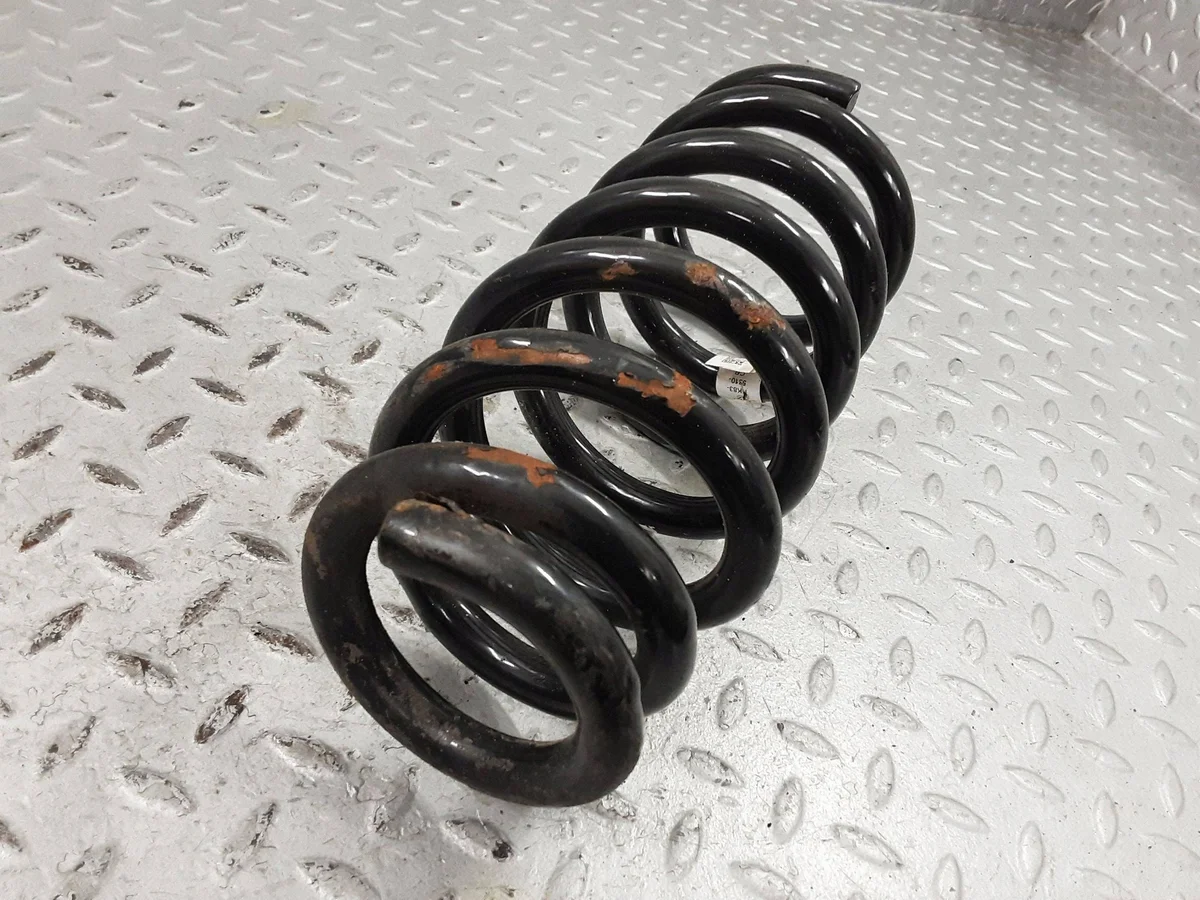 Front Coil Spring Jaguar F-Pace HK835310CB image 4