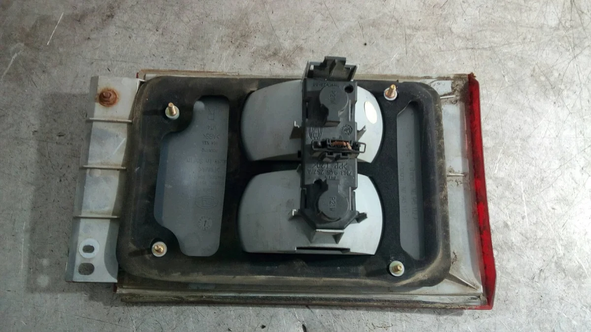 SEAT Alhambra Rear Right Tail Light 7M7945112