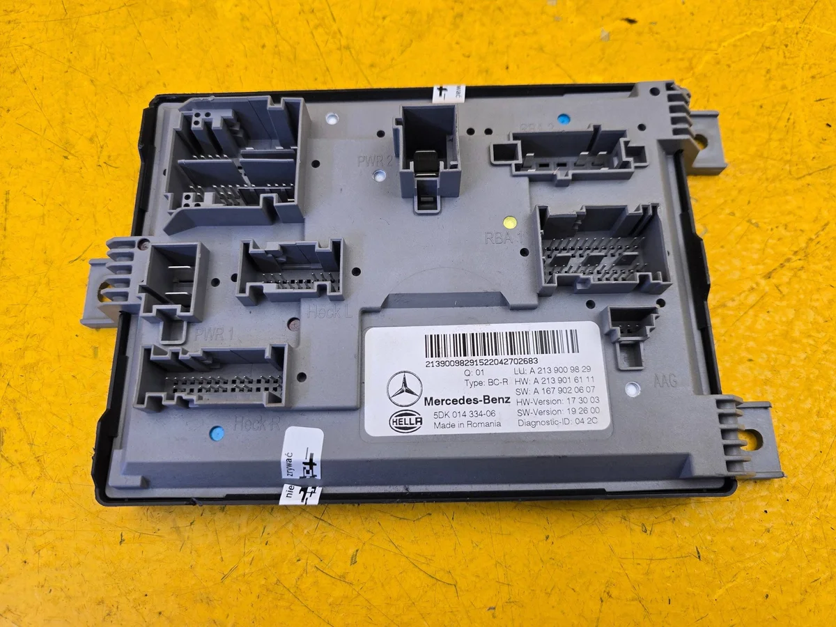 Mercedes-Benz E W213 ohjausyksikkö A2139009829