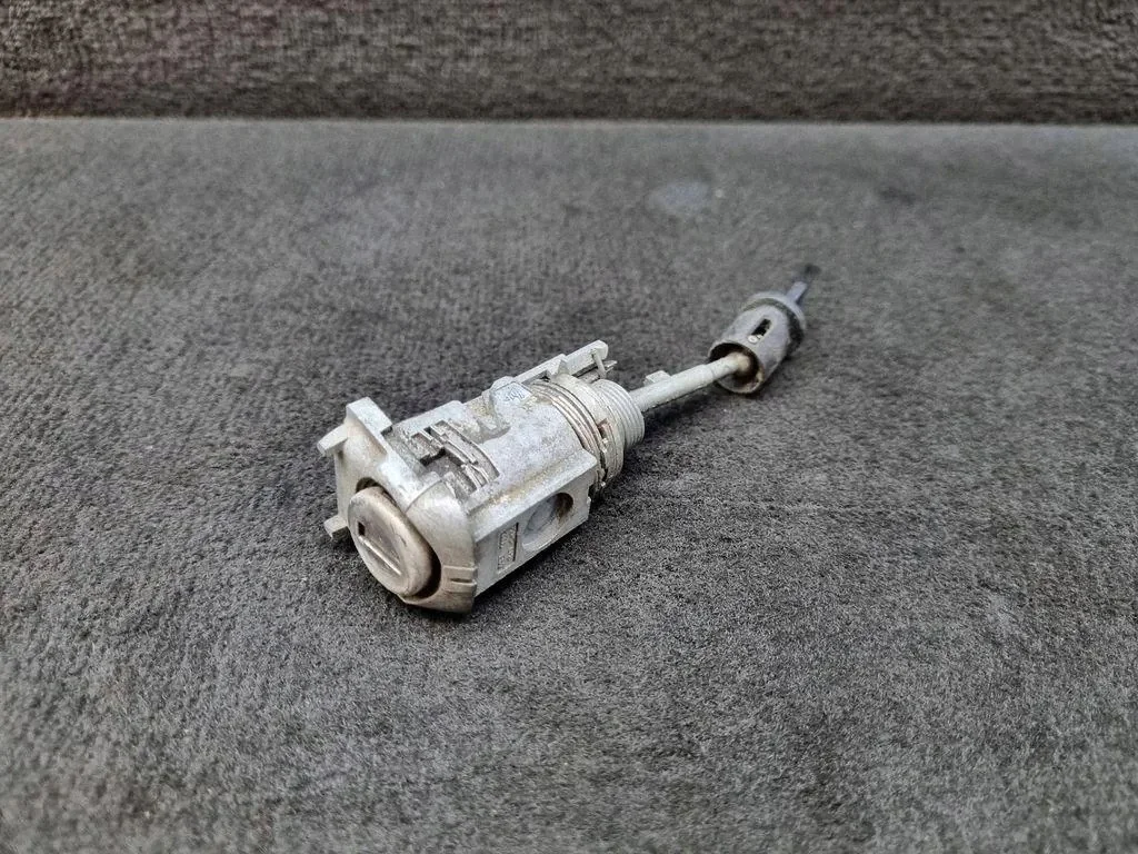 Cilindro de cerradura Audi A6 S6 C7 4G1837167