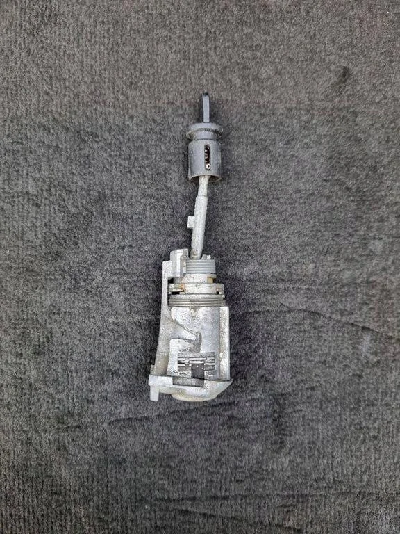 Audi A6 S6 C7 Door Lock Insert Left 4G1837167