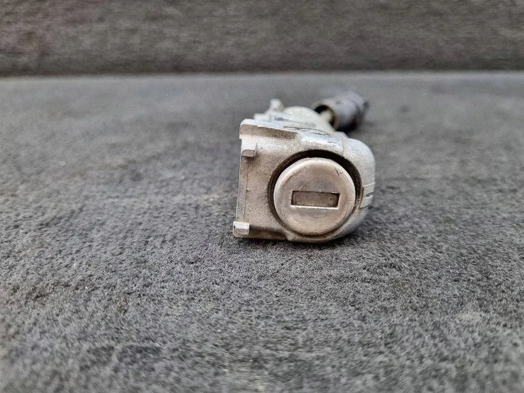 Lukon sisäosa vasen Audi A6 S6 C7 4G1837167 image 6