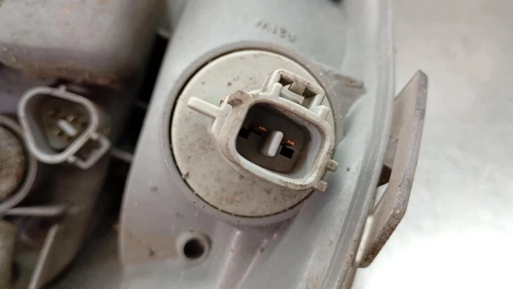 Scheinwerfer links Toyota Yaris I image 6