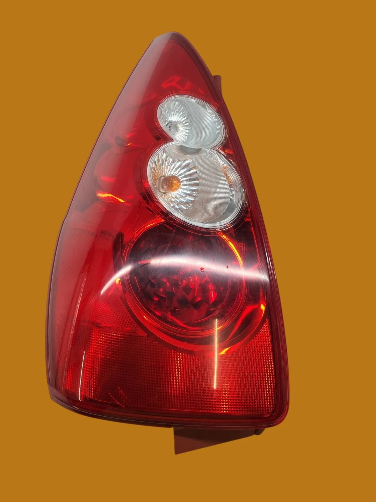Phare arrière gauche Mazda 5 5907911591113