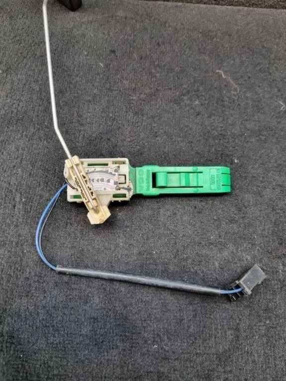 Bränslepumpsensor Audi A6 S6 C5 4B0919673AC image 3