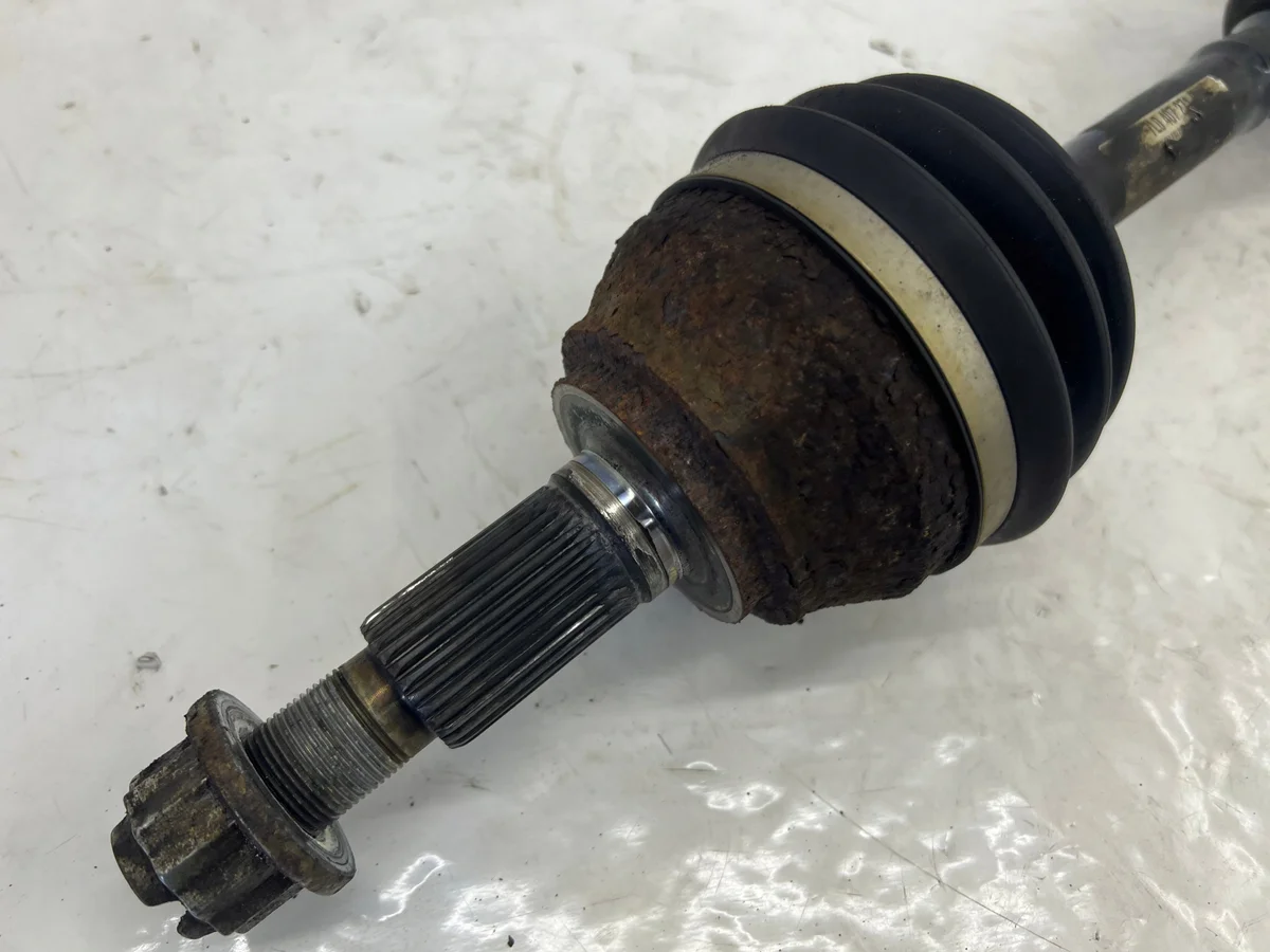 Audi Q7, Touareg vetoakseli 7L0407271E image 3