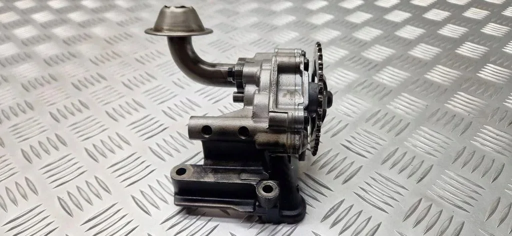 Bomba de Óleo Audi A4 B6 1.9 TDI 038115105B