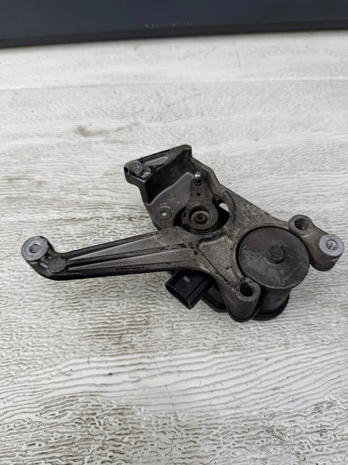 Stellmotor Saugrohrklappen Saab 9-3 1.9 TID 55205127 image 3