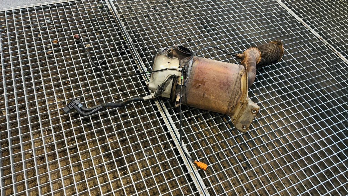 Convertisseur catalytique Volkswagen Sharan 7N0253053C image 3
