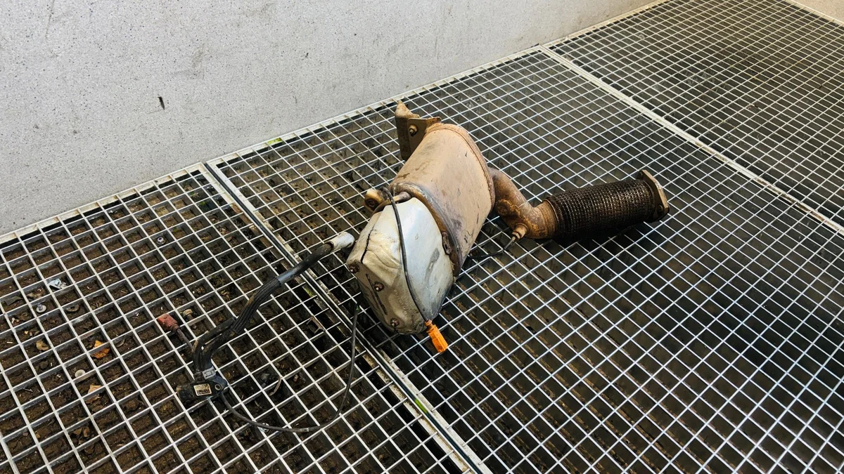 Convertisseur catalytique Volkswagen Sharan 7N0253053C image 4