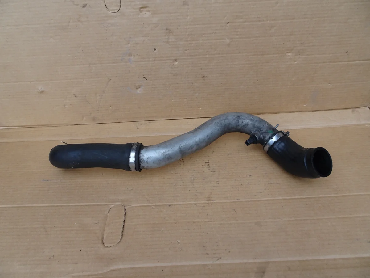 BMW 3 E46 Intercooler slang 2247324