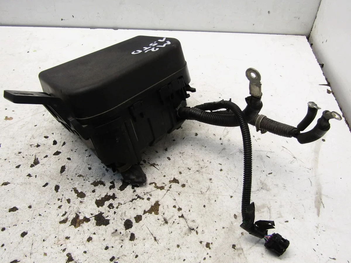Boîte à fusibles Mazda 2 DJ 1.5 Skyactiv-D D09W-6676Y