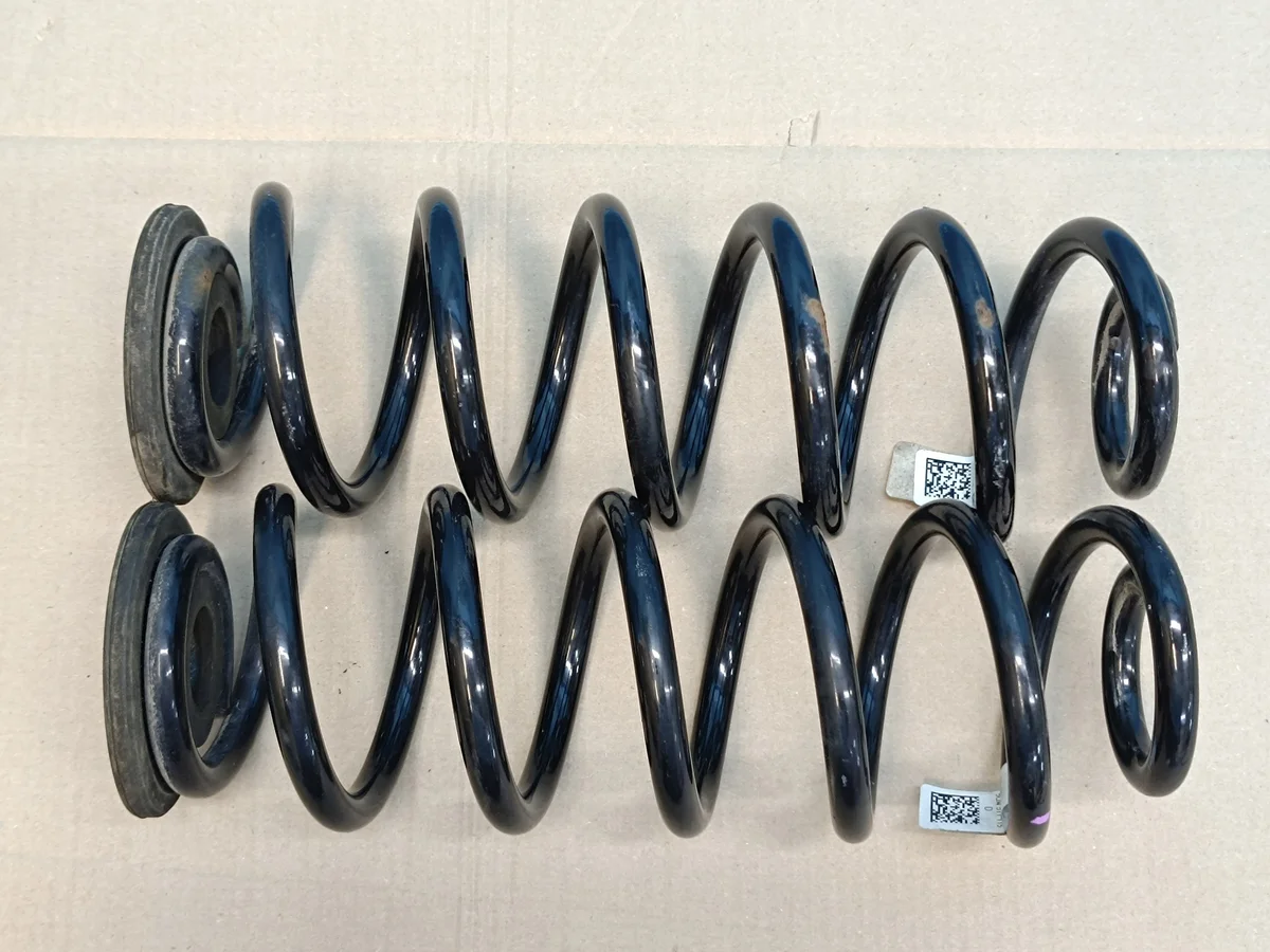Schroefveer Achter Volkswagen Tiguan 5QN511115D