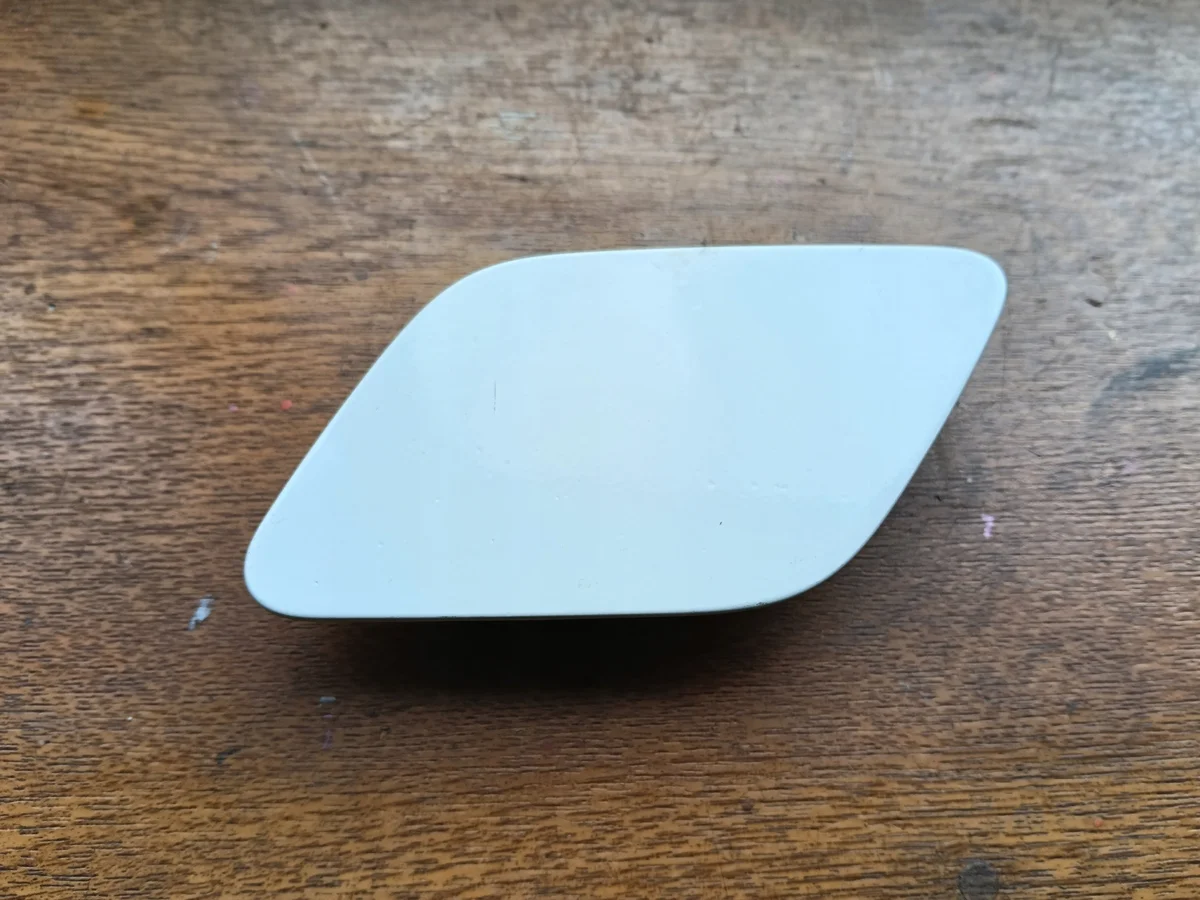 Bouchon lave-glace gauche Volvo XC60 31323768