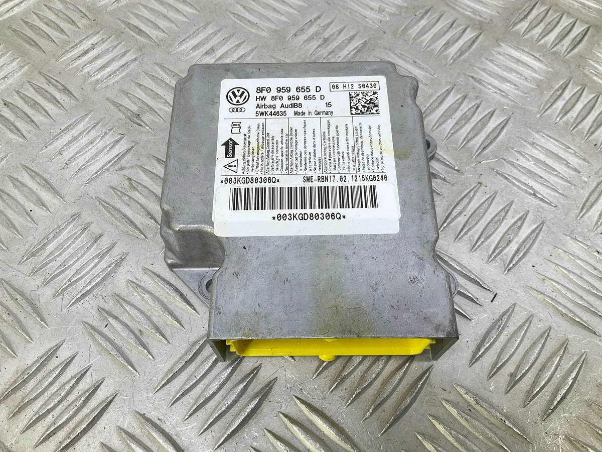 Audi A5 Airbag Regeleenheid 8F0959655D