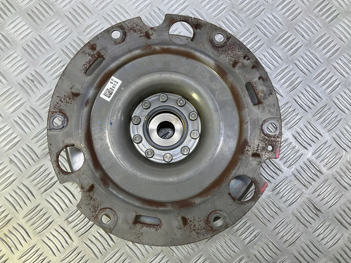 Schwungrad Audi A4 B8 A5 2.0 TDI 0AW105317AH image 6