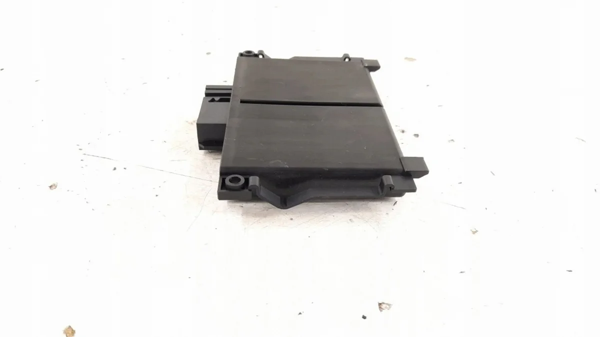 Modul Totwinkelassistent Mercedes-Benz GLE W166 A0009005209 image 7