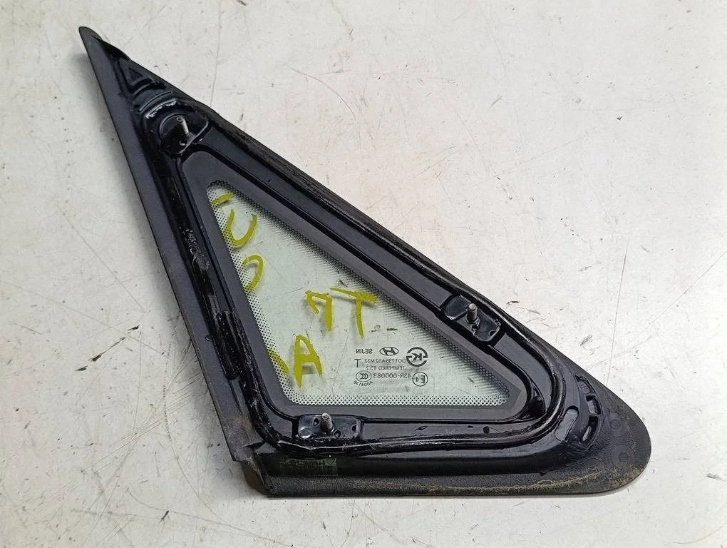 Hyundai i30 III 87820A5500A1 Dreiecksfenster hinten rechts image 3
