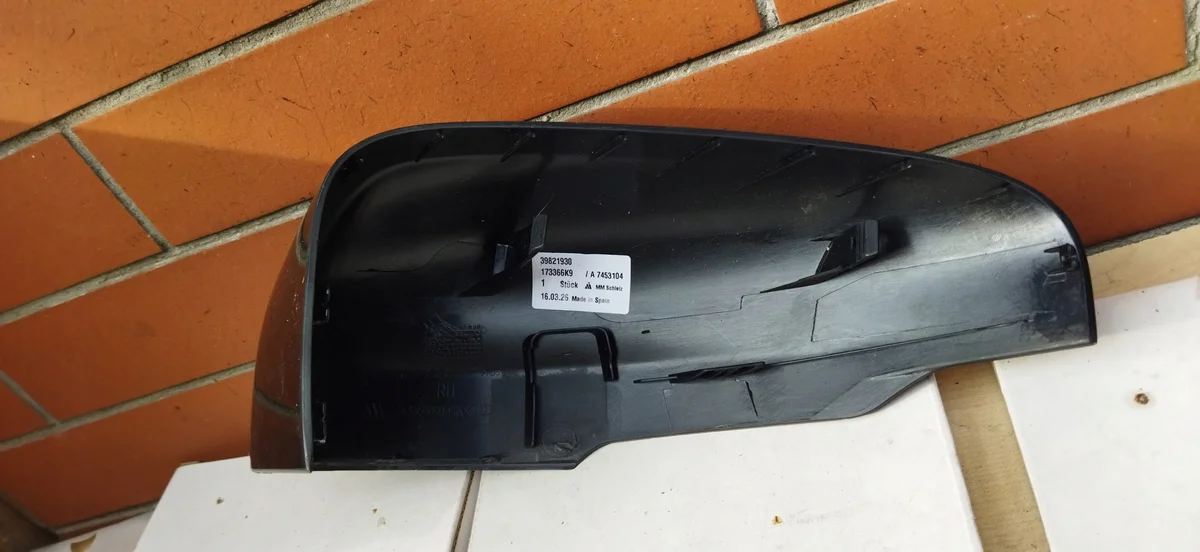 Peilinkotelon kuori Volvo XC60 39821930