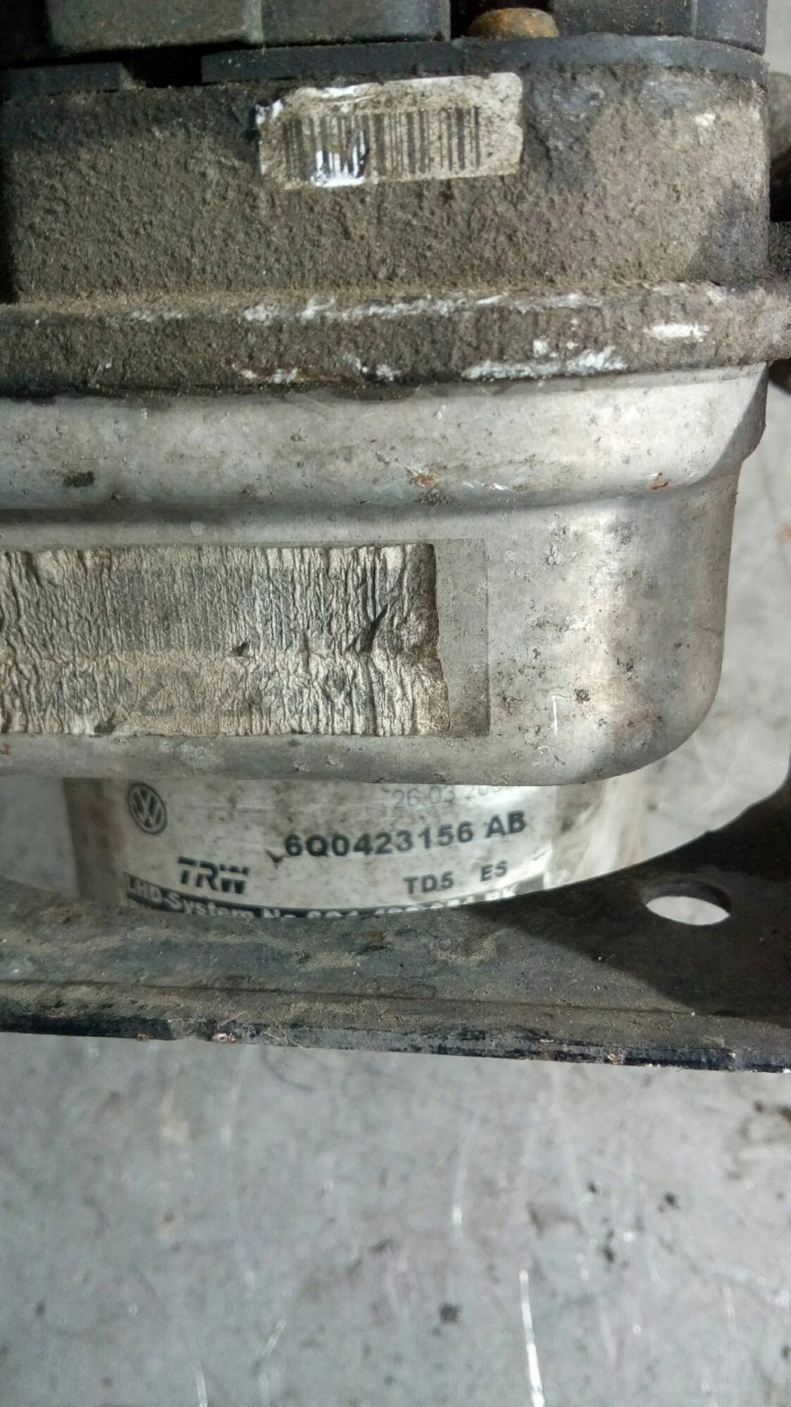 Servolenkungspumpe VW Polo 9N 1,2 6Q0423156AB thumbnail 3