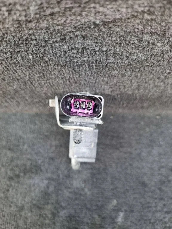 Sensor Nivelamento Audi Q7 4L 7L0907673D image 3
