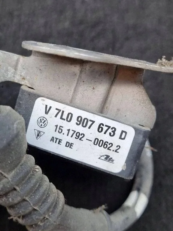 Sensor Nivelamento Audi Q7 4L 7L0907673D image 4