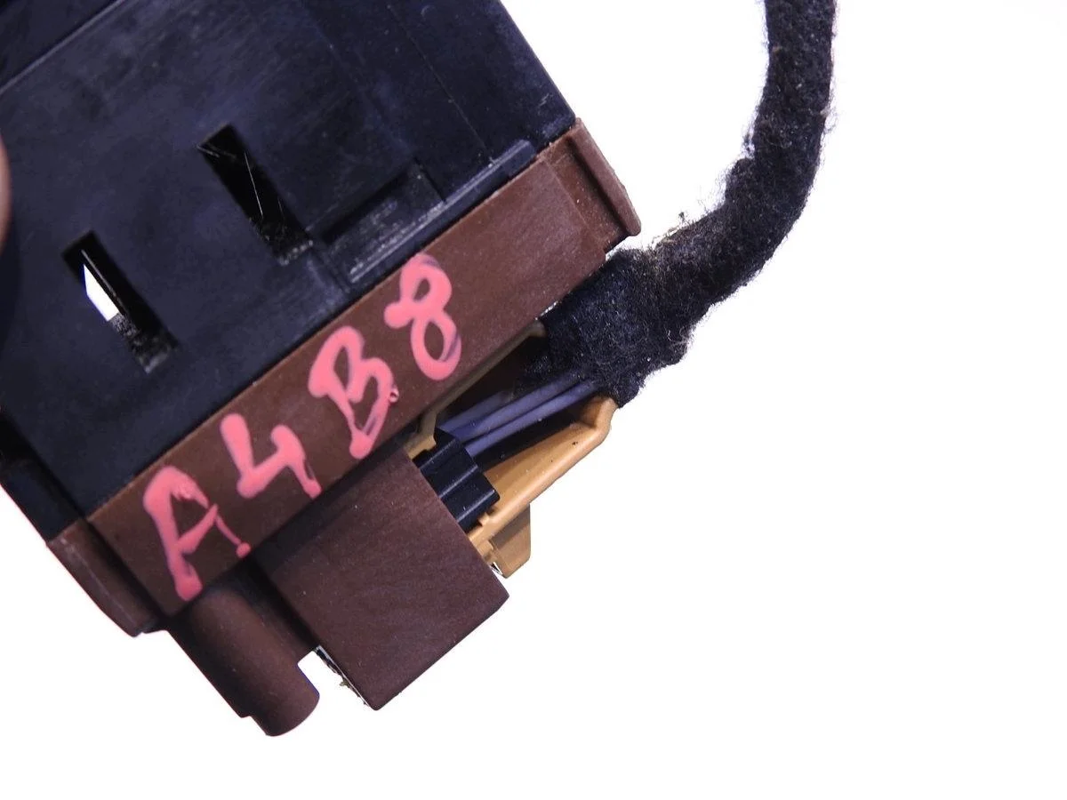 Pulsante freno a mano Audi A4 B8 8K1927325