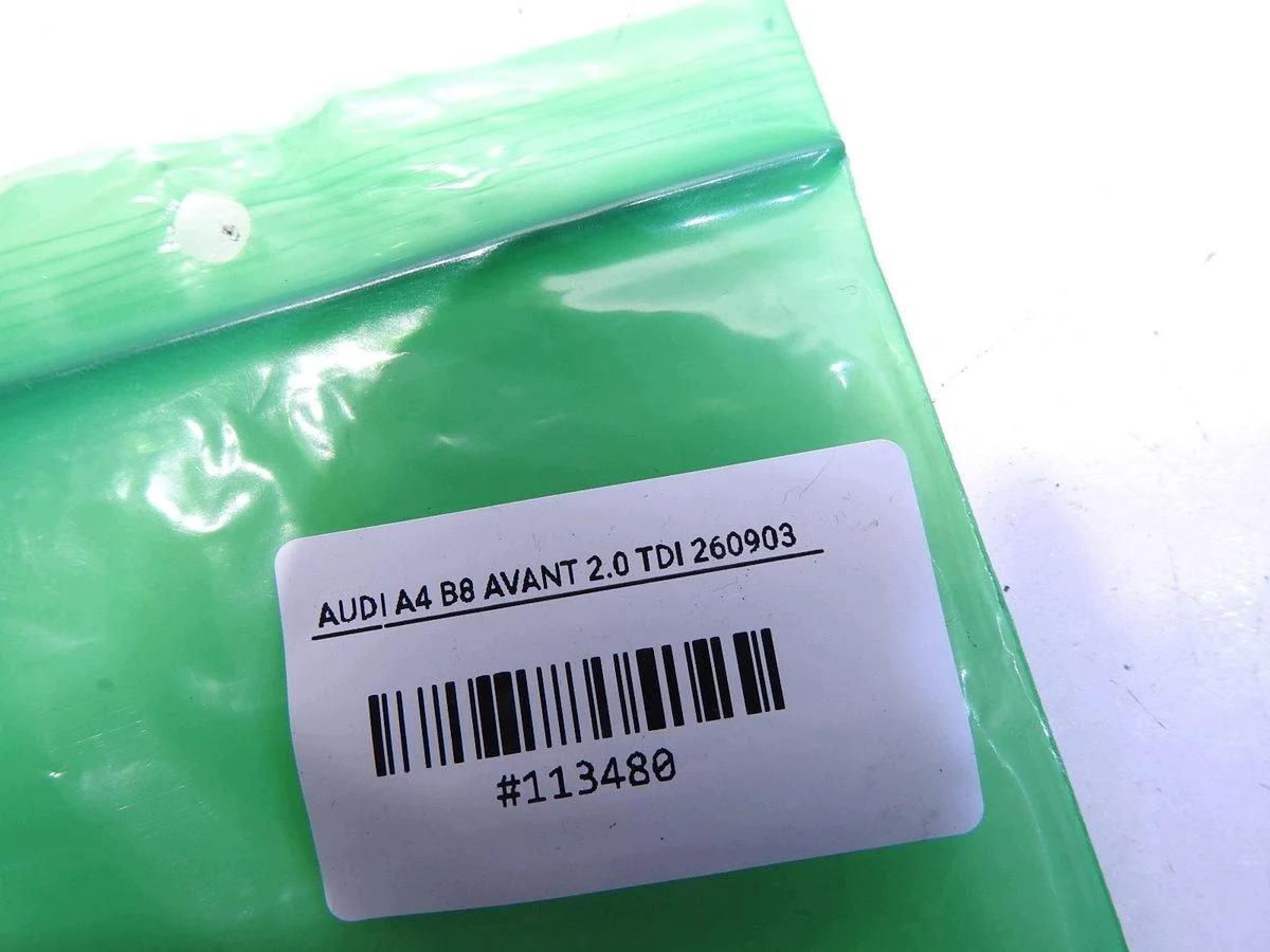 Audi A4 B8 Handremknop 8K1927325 image 4