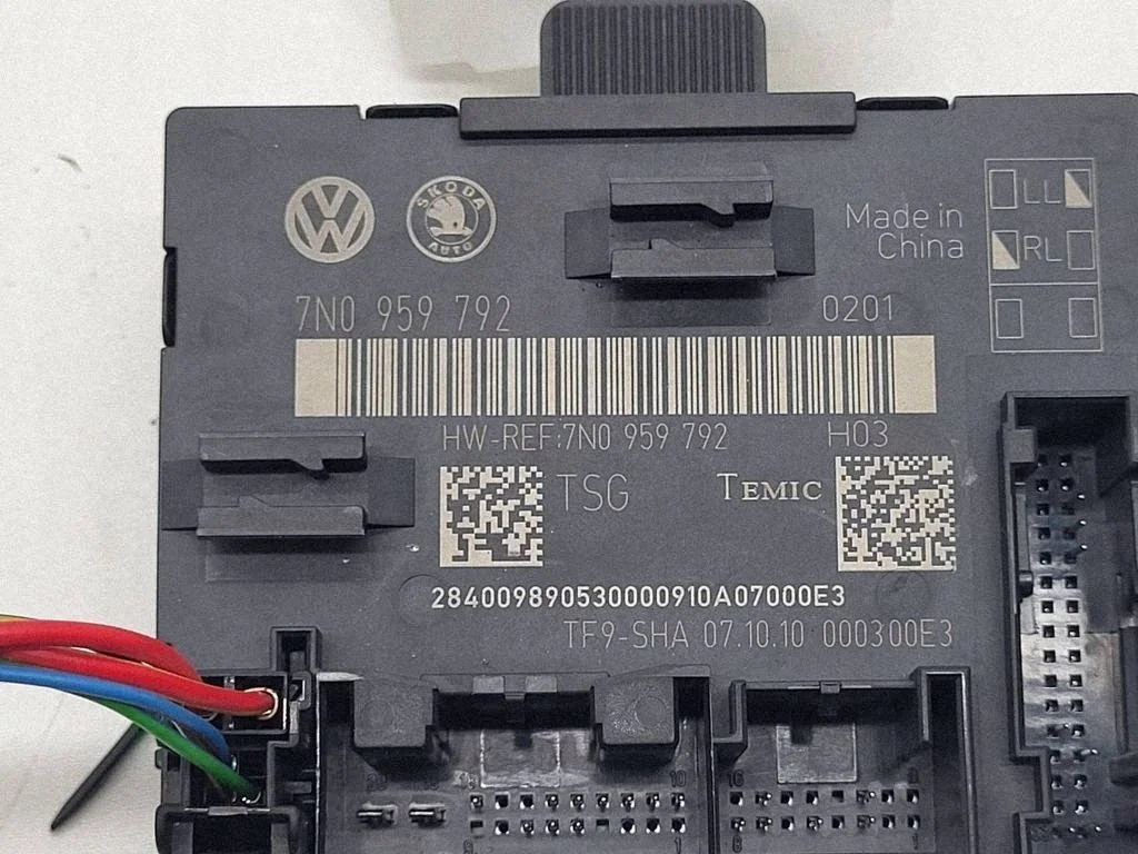 Door Module Skoda Yeti 7N0959792 image 7
