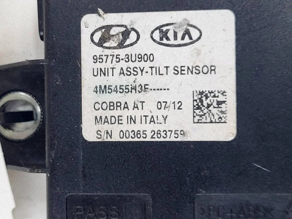 KIA Sportage 957753U900 Sensor Geschwindigkeit image 4