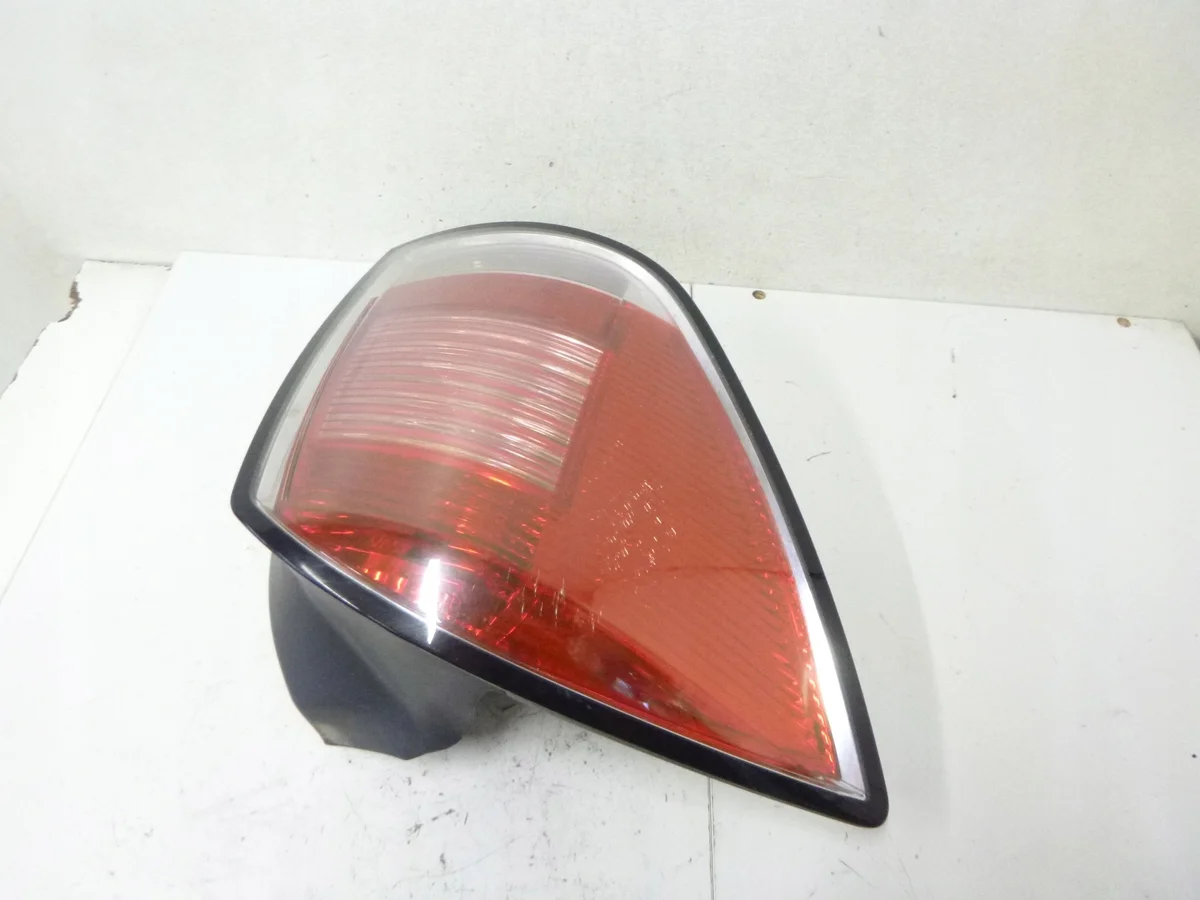 Feu arrière gauche Opel Astra H 24451838 Combi image 3