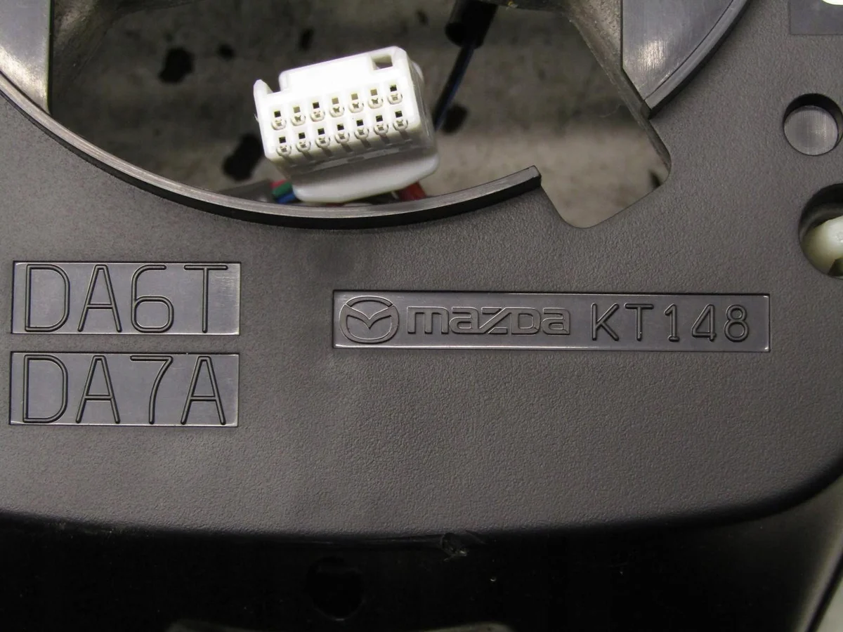 Mazda 2 DJ III Multifunktions-Lederlenkrad DA6T image 6