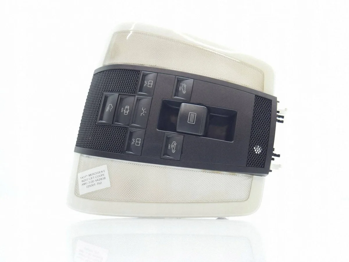 Interieurverlichting Mercedes C W204 WAH48399