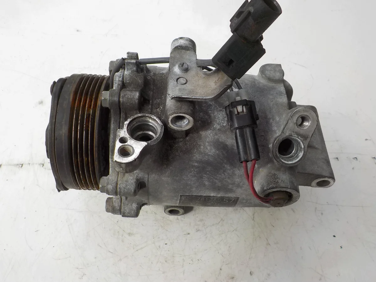 Mitsubishi Lancer 1.5 16V Compressor AC 7813A057