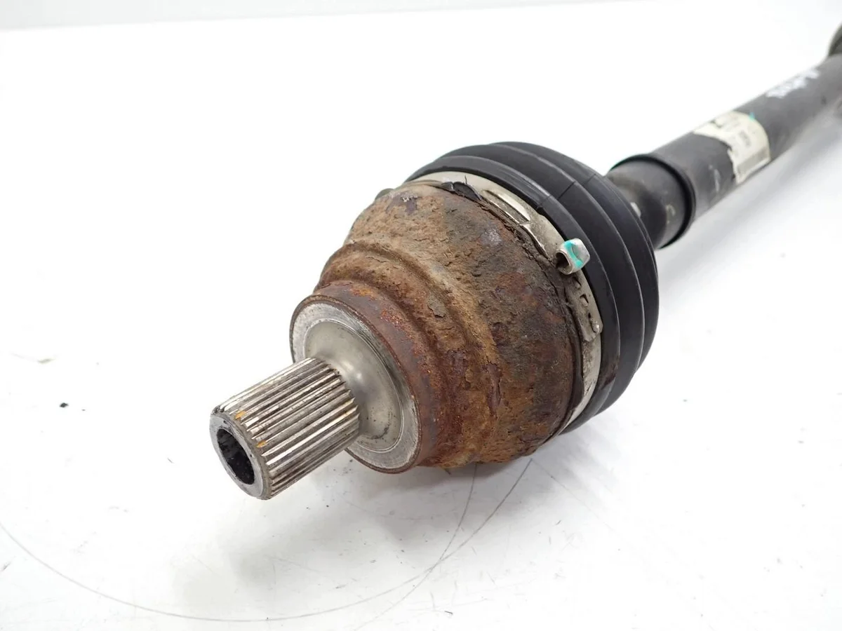 Demi-arbre transmission droit VW Touran 3Q0407272BP