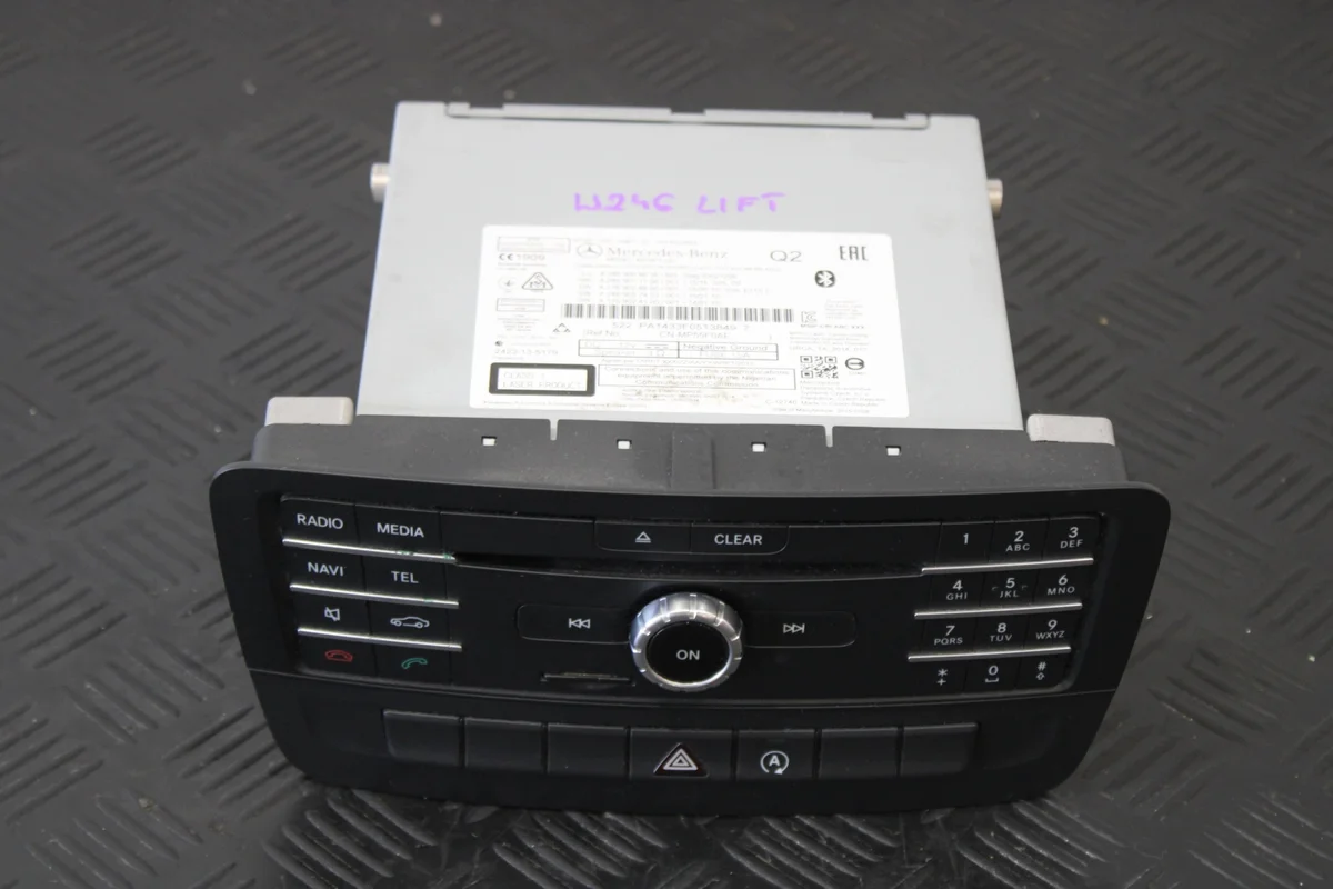 Radio Navi Mercedes B-Klass W246 A2469009916
