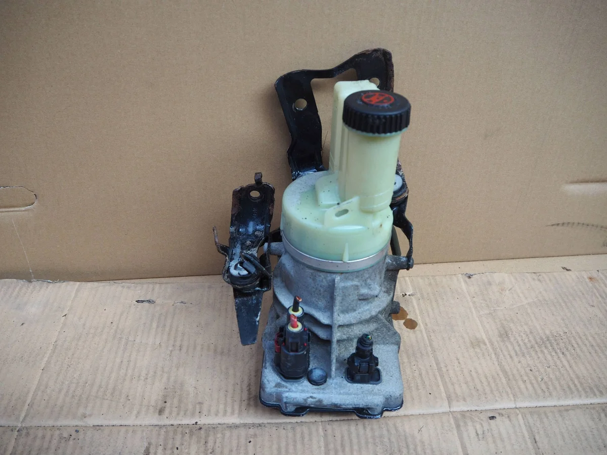 Pompe direction assistée Renault 491103543R