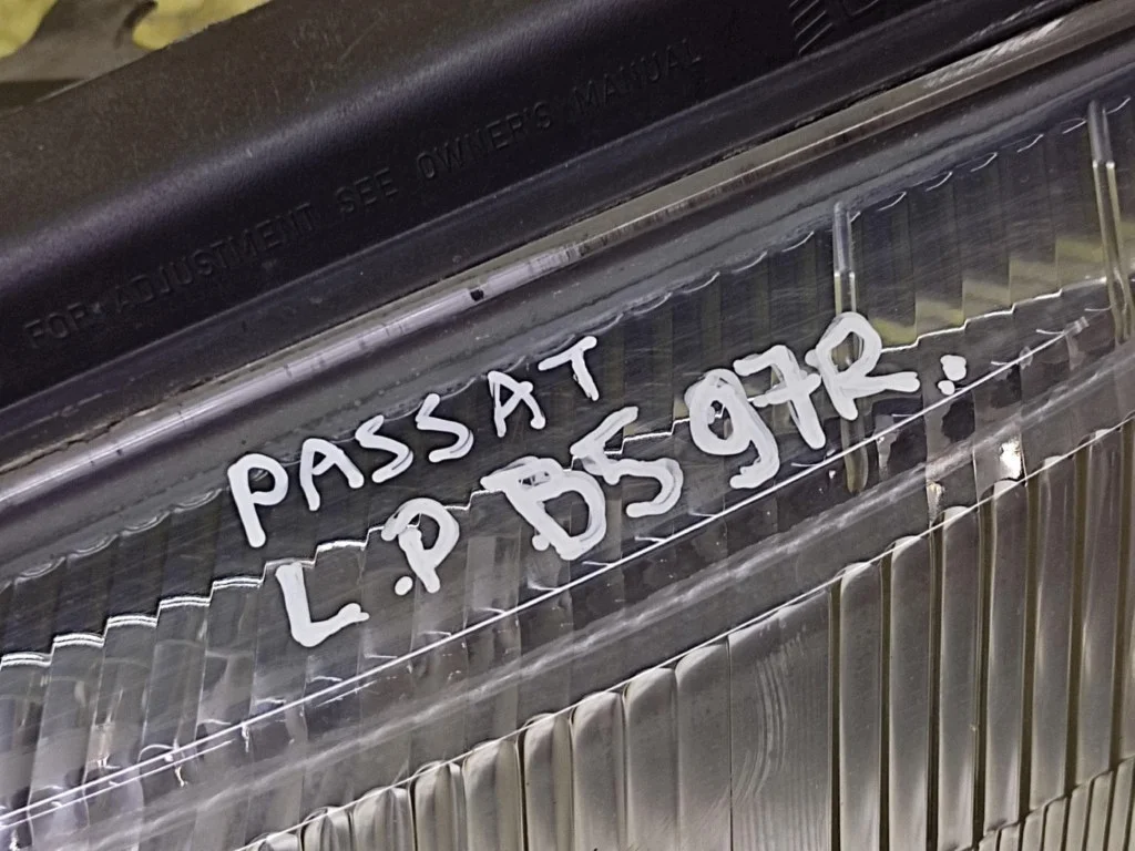 Scheinwerfer links VW Passat B5 image 9